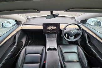 2023 Tesla Model Y - Thumbnail