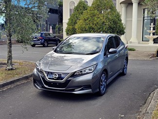 2020 Nissan LEAF - Thumbnail