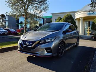 2019 Nissan LEAF - Thumbnail
