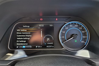 2019 Nissan LEAF - Thumbnail