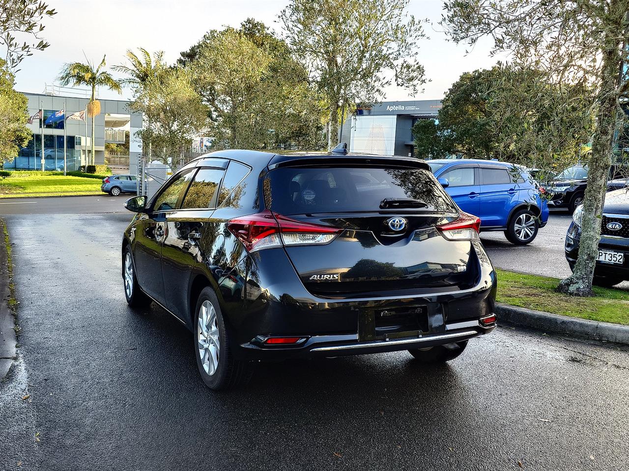 2016 Toyota AURIS