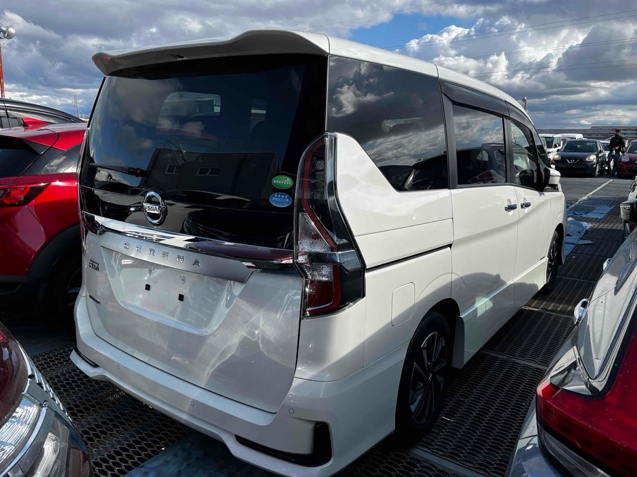 2020 Nissan SERENA