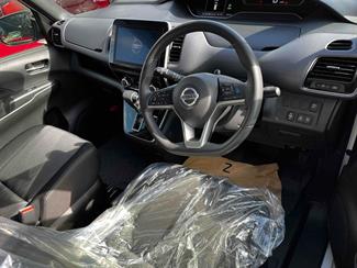 2020 Nissan SERENA - Thumbnail