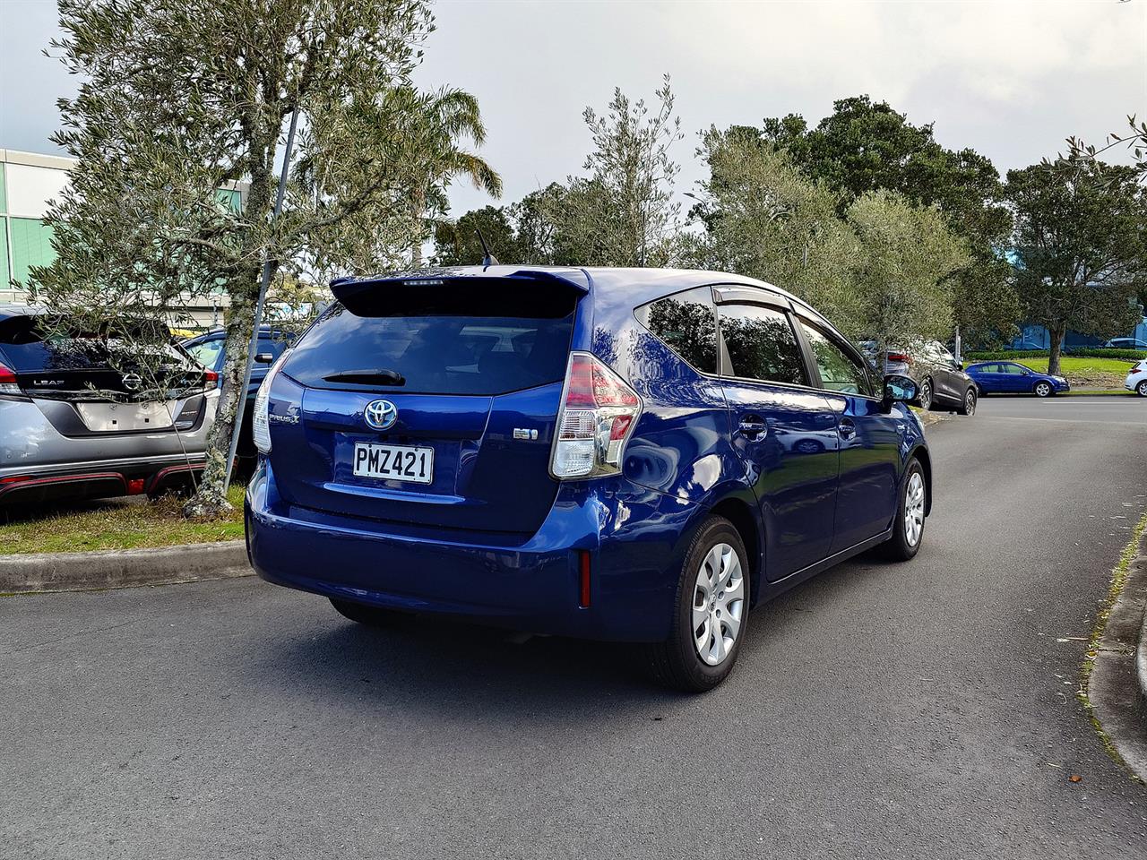 2017 Toyota PRIUS