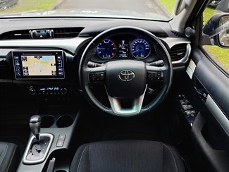 2017 Toyota Hilux - Thumbnail