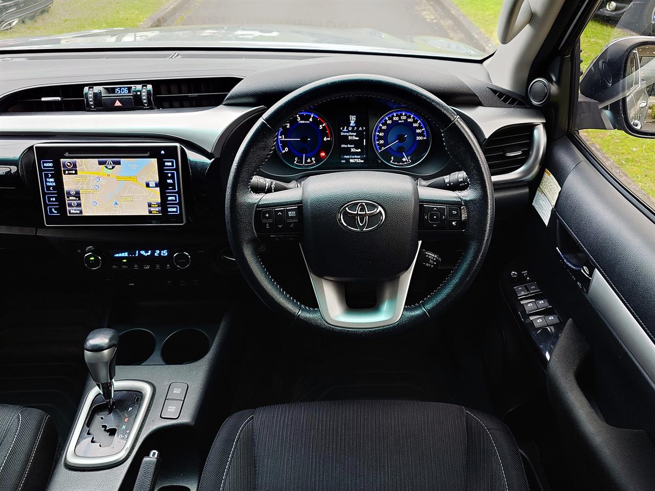 2017 Toyota Hilux