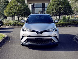 2017 Toyota C-Hr - Thumbnail