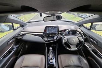 2017 Toyota C-Hr - Thumbnail