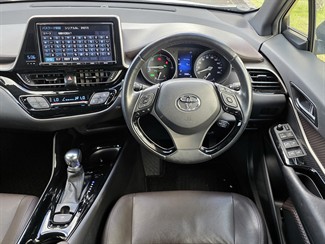 2017 Toyota C-Hr - Thumbnail