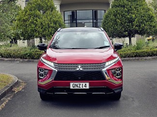 2023 Mitsubishi Eclipse Cross - Thumbnail