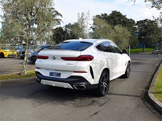 2020 BMW X6 - Thumbnail