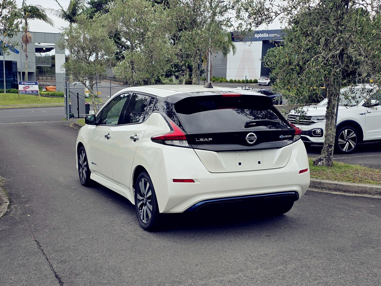 2018 Nissan LEAF