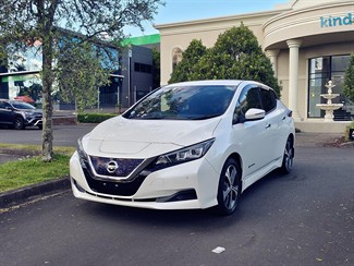2018 Nissan LEAF - Thumbnail