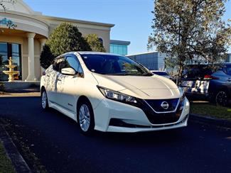 2018 Nissan LEAF - Thumbnail