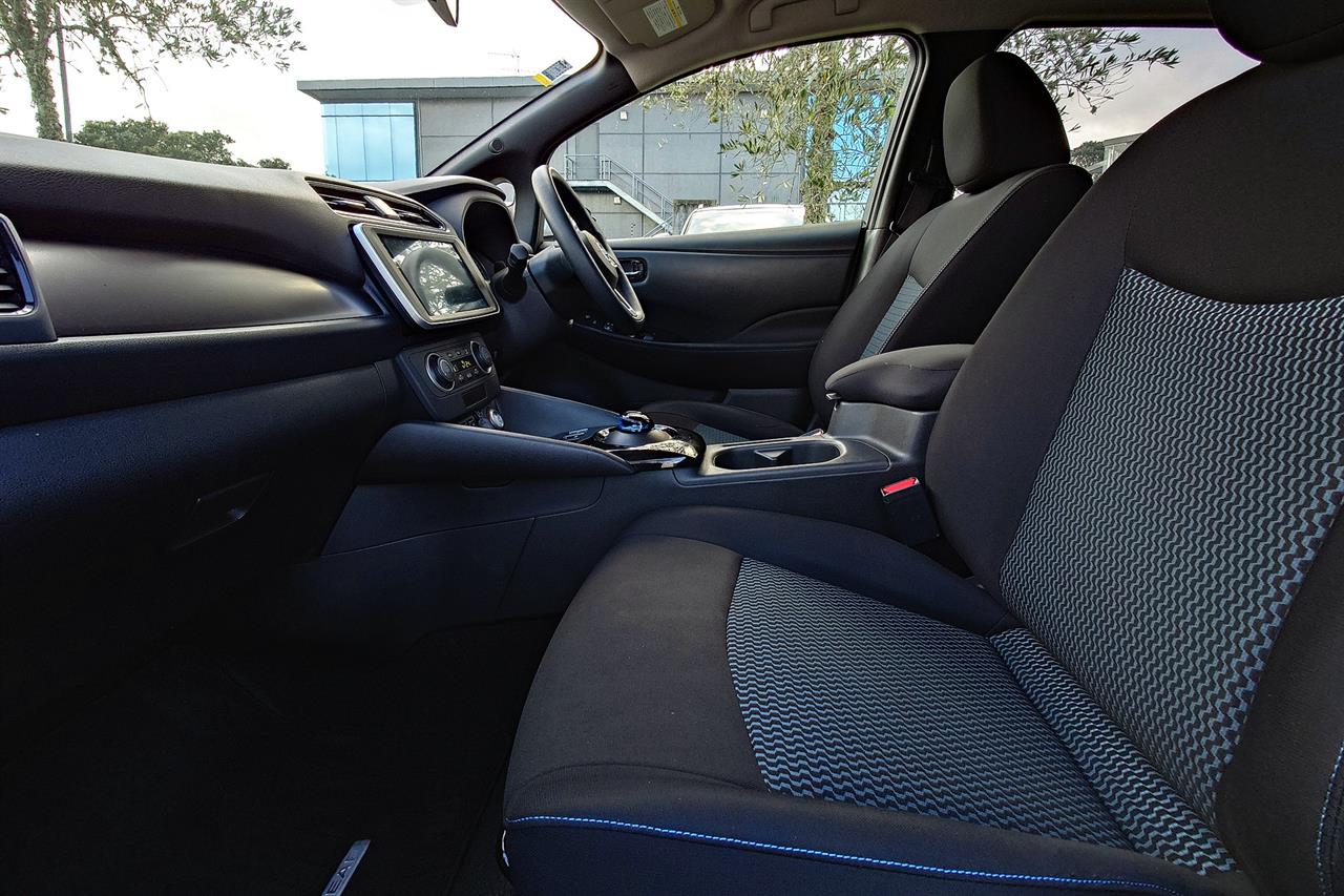 2020 Nissan LEAF