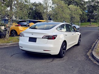 2022 Tesla Model 3 - Thumbnail