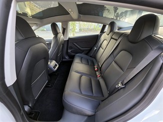 2022 Tesla Model 3 - Thumbnail