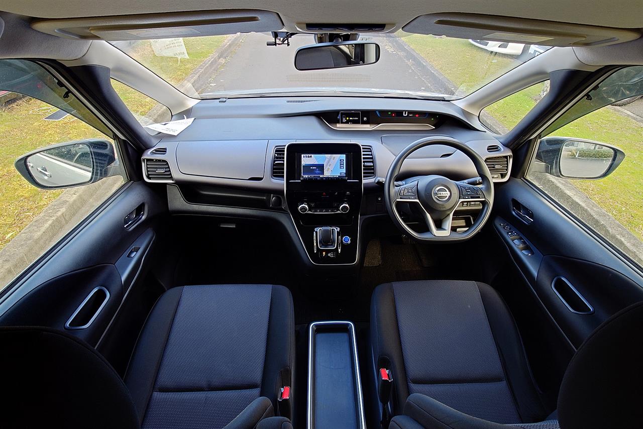2020 Nissan SERENA
