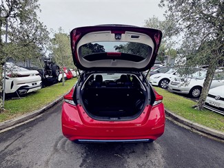 2020 Nissan LEAF - Thumbnail