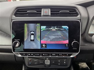 2020 Nissan LEAF - Thumbnail