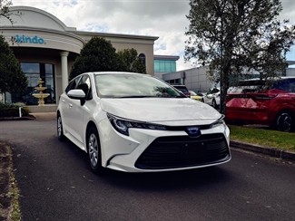 2025 Toyota Corolla - Thumbnail