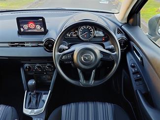 2020 Mazda 2 - Thumbnail