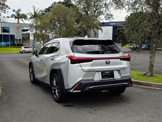 2019 Lexus UX 250h - Thumbnail