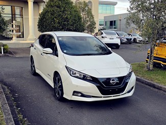 2022 Nissan LEAF - Thumbnail
