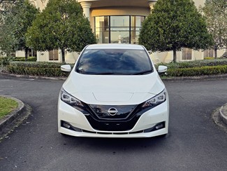 2022 Nissan LEAF - Thumbnail