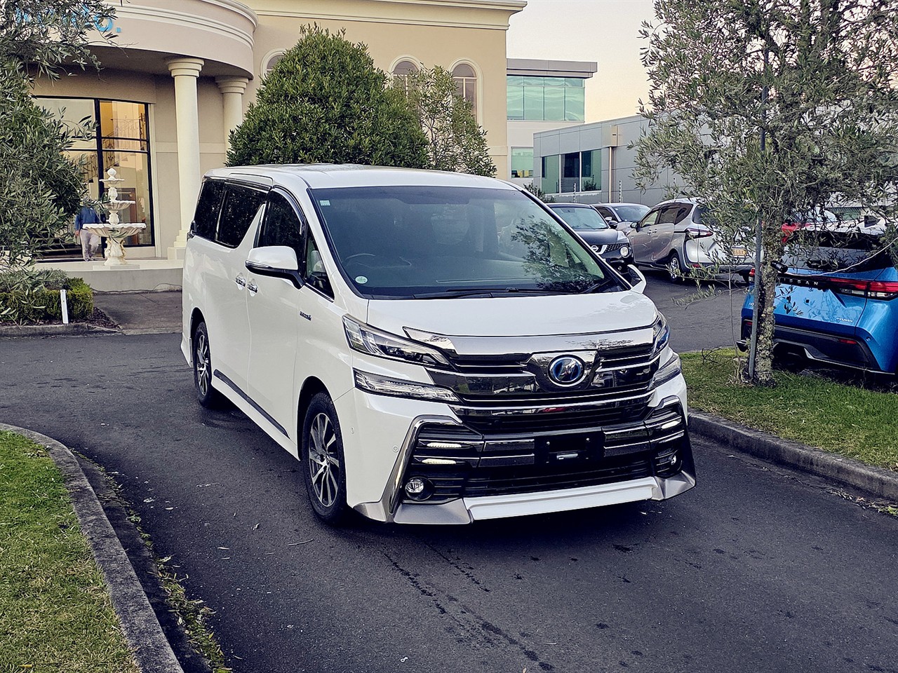 2015 Toyota Vellfire