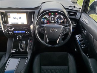 2015 Toyota Vellfire - Thumbnail