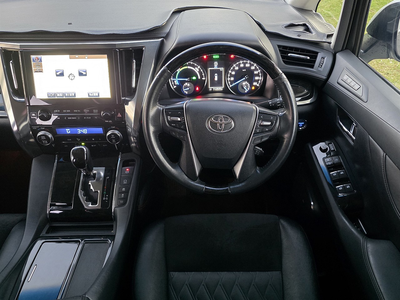 2015 Toyota Vellfire
