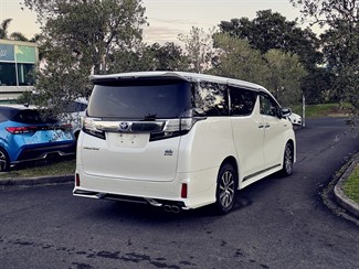 2015 Toyota Vellfire - Thumbnail