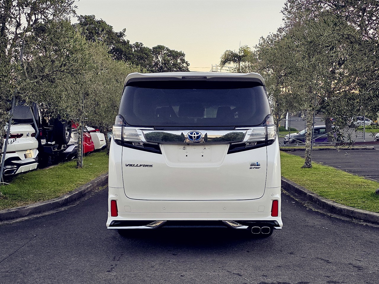 2015 Toyota Vellfire