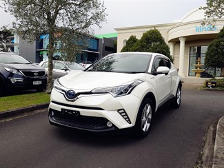 2018 Toyota C-Hr - Thumbnail