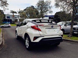 2018 Toyota C-Hr - Thumbnail