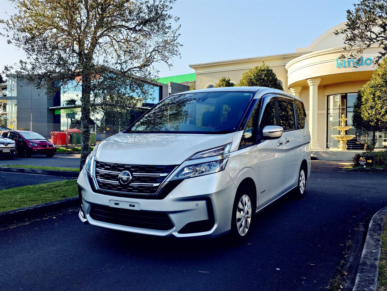 2020 Nissan SERENA