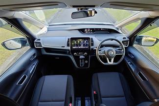 2020 Nissan SERENA - Thumbnail