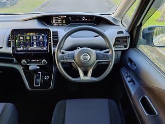 2020 Nissan SERENA - Thumbnail