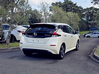 2019 Nissan LEAF - Thumbnail