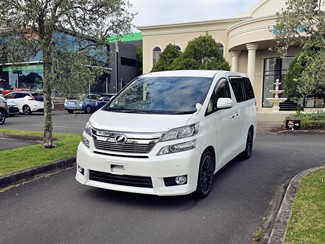 2012 Toyota Vellfire - Thumbnail