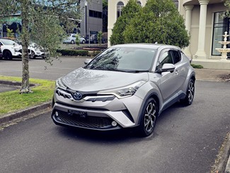2017 Toyota C-Hr - Thumbnail