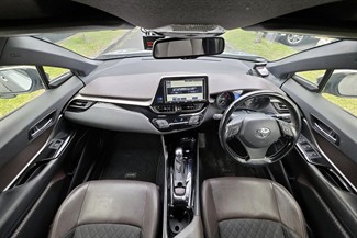 2017 Toyota C-Hr - Thumbnail