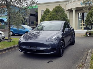 2024 Tesla Model Y - Thumbnail