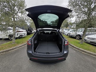2024 Tesla Model Y - Thumbnail