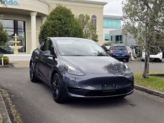 2024 Tesla Model Y - Thumbnail