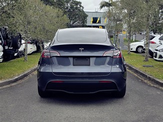 2024 Tesla Model Y - Thumbnail