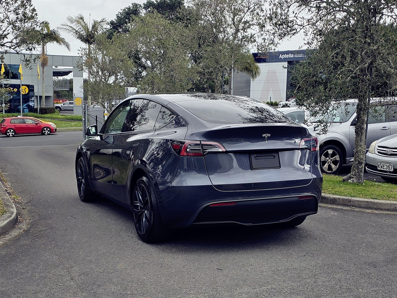 2024 Tesla Model Y