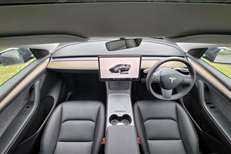 2024 Tesla Model Y - Thumbnail
