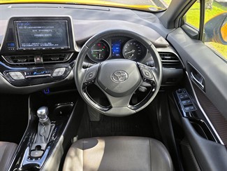 2016 Toyota C-Hr - Thumbnail